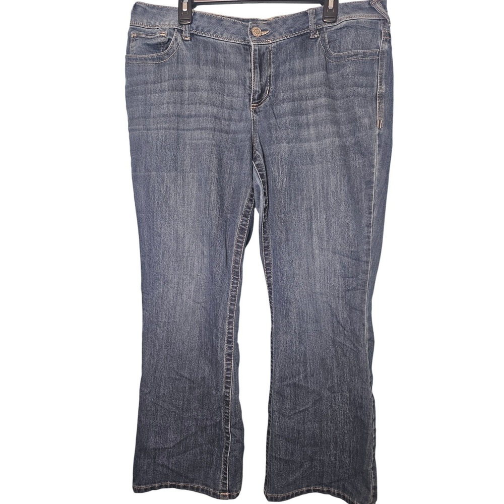Maurices Women Medium Wash Bootcut Jeans Size 16W Long Stretch Denim Pants